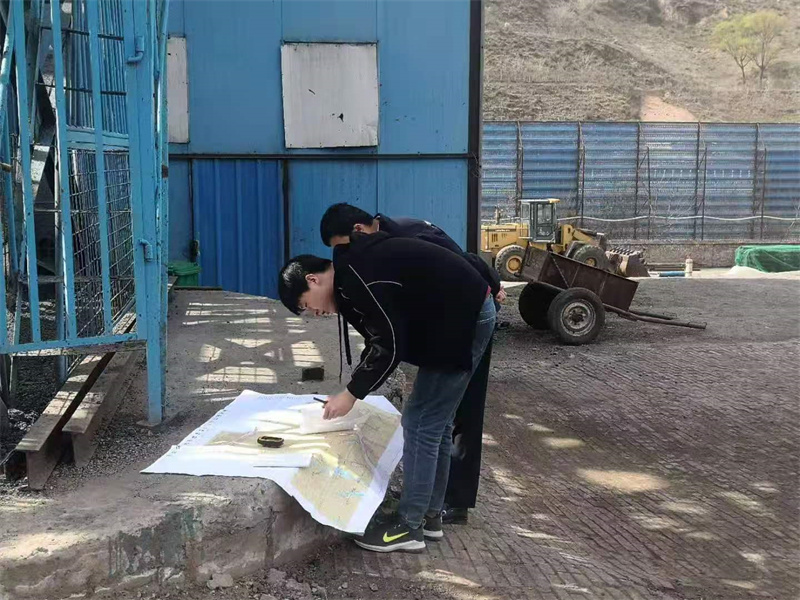 张科伟工作照3.jpg